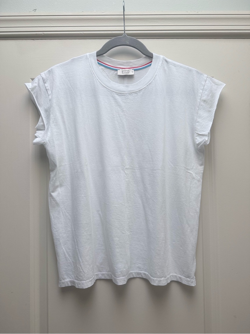 NWOT AYR White Short Sleeve Tee XS